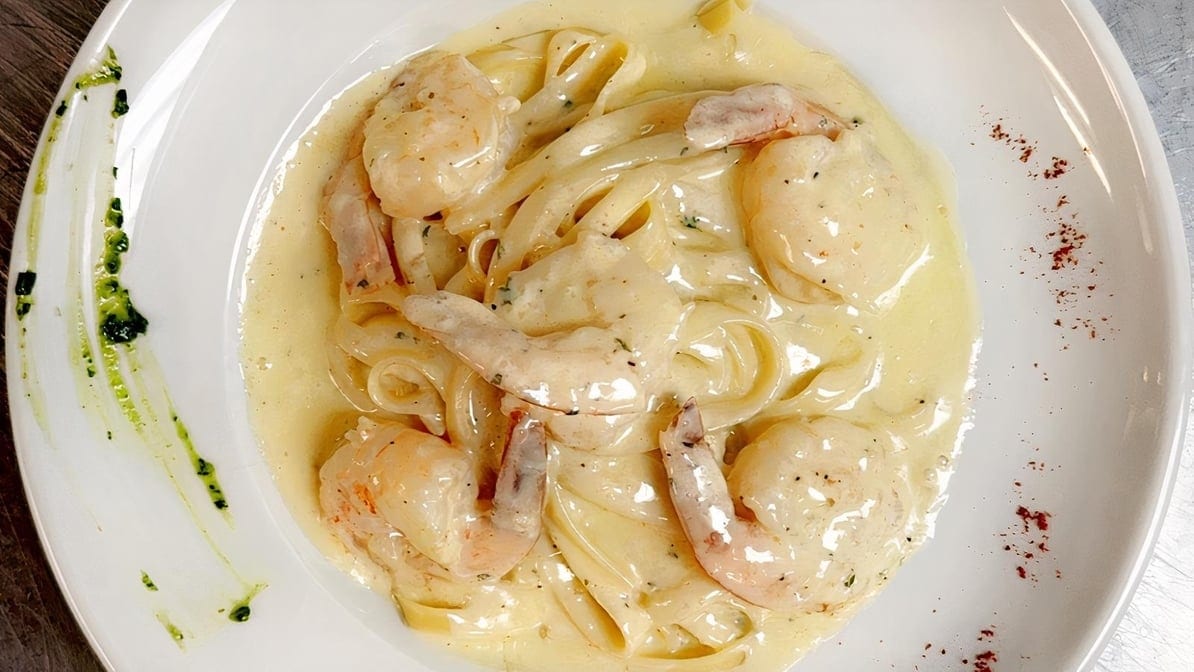 Shrimp Alfredo.