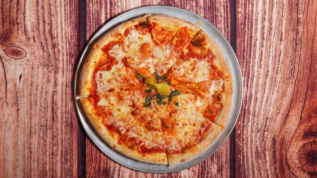 Cheese Pizza.