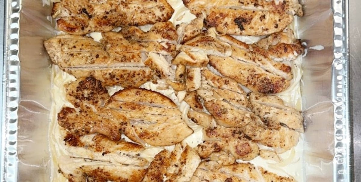 Chicken Alfredo Catering (Full Pan 12'' X 20'' (Serves 10 People)).
