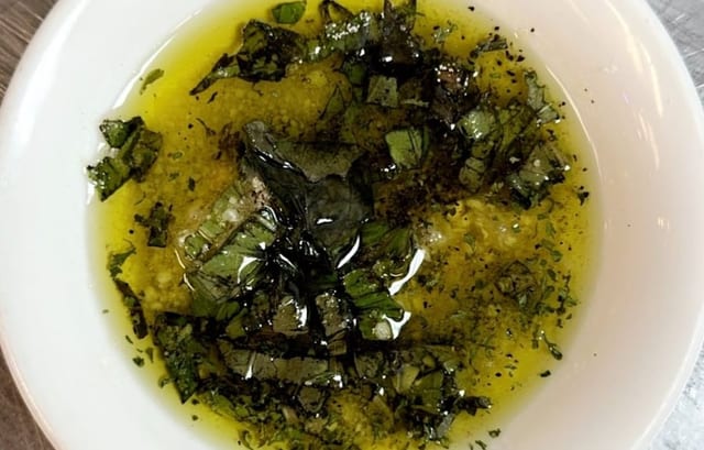 Olive Oil, Garlic & Basil.