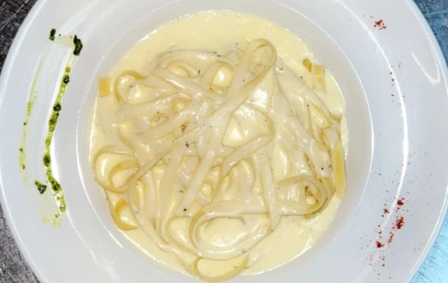 Kids' Fettuccine Alfredo.
