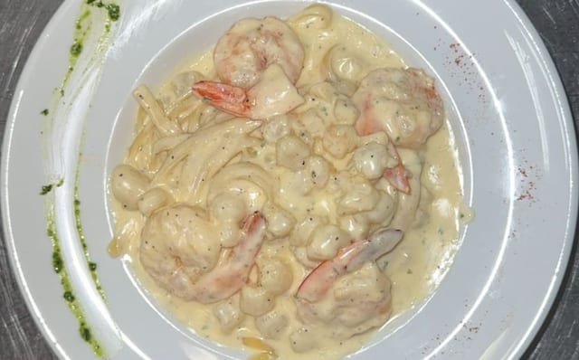 Shrimp & Scallops Alfredo.