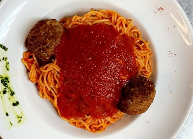 Spaghetti Catering (Half Pan 12'' X 10'' (Serves 5 People)).